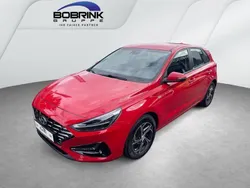Rot Gebraucht 2021 Hyundai i30 Trend Limousine | 16.490 € (Fairer Preis)