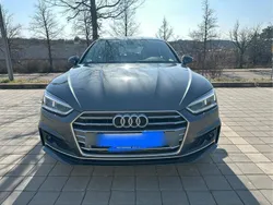 Grau Gebraucht 2019 Audi A5 Sportback Ambiente Limousine | 32.500 € (Etwas zu teuer)