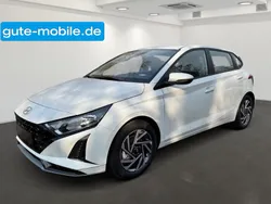Weiß Neu 2025 Hyundai i20 Trend Limousine | 21.790 € (Fairer Preis)