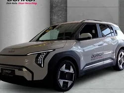 (ud) schneeweiss uni Gebraucht 2025 Kia EV3 2 SUV | 39.590 € (Fairer Preis)