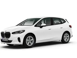 Weiß Gebraucht 2024 BMW 220 Active Tourer Efficient Dynamics Van / Kleinbus | 35.390 € (Fairer Preis)