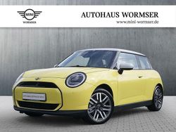 Gelb Gebraucht 2024 Mini Cooper Kleinwagen | 25.340 € (Superpreis)