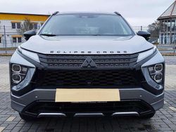 Silber Gebraucht 2022 Mitsubishi Eclipse Cross Select SUV | 27.000 € (Teuer)