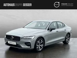 Vapour grey Gebraucht 2024 Volvo S60 Ultimate Limousine | 38.750 € (Fairer Preis)