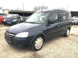 Blau Gebraucht 2010 Opel Combo Edition Van / Kleinbus | 4.399 € (Teuer)