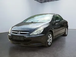 Schwarz Gebraucht 2004 Peugeot 307 Basis Kleinwagen | 3.990 €