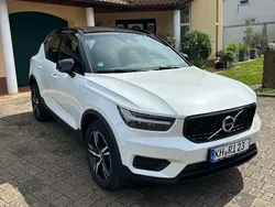 Weiß Gebraucht 2020 Volvo XC40 R-Design SUV | 29.500 € (Etwas zu teuer)