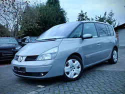 Silber Gebraucht 2009 Renault Grand Espace Dynamique Van / Kleinbus | 6.900 € (Etwas zu teuer)