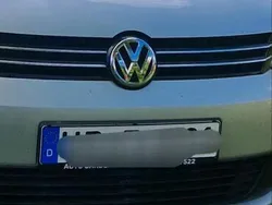 Silber Gebraucht 2011 VW Touran Van / Kleinbus | 11.000 € (Etwas zu teuer)