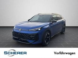Celestial blue metallic (metallic) Neu 2025 VW T-Roc R-line SUV | 43.650 €