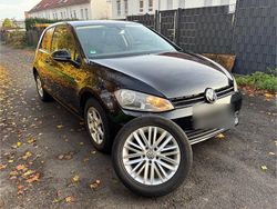 Schwarz Gebraucht 2014 VW Golf VII Cup Limousine | 8.790 € (Guter Preis)