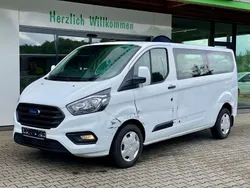 Weiß Gebraucht 2019 Ford Transit Custom Van / Kleinbus | 14.000 € (Fairer Preis)