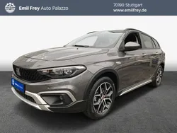 Grau Gebraucht 2024 Fiat Tipo Cross Kombi | 27.900 € (Teuer)