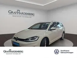 Weiß Gebraucht 2018 VW Golf VII Highline Kombi | 17.555 € (Fairer Preis)