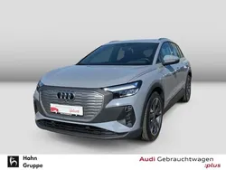 Grau Gebraucht 2022 Audi Q4 e-tron Ambiente SUV | 36.840 € (Fairer Preis)
