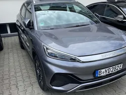 Grau Gebraucht 2023 BYD Atto 3 SUV | 26.400 € (Etwas zu teuer)