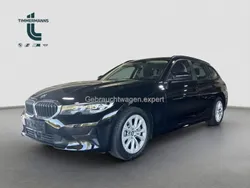 Schwarz uni Gebraucht 2020 BMW 330 Advantage Kombi | 32.980 € (Fairer Preis)