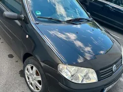 Schwarz Gebraucht 2003 Fiat Punto Kleinwagen | 2.100 € (Teuer)