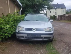 Silber Gebraucht 2000 VW Golf IV Kombi | 490 € (Guter Preis)
