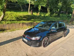 Schwarz Gebraucht 2016 VW Golf VII GTI Limousine | 18.400 € (Guter Preis)