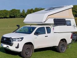 Weiß Gebraucht 2023 Toyota HiLux Abholung | 77.990 €