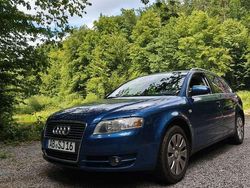 Blau Gebraucht 2005 Audi A4 Kombi | 5.200 € (Fairer Preis)