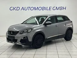 Grau Gebraucht 2020 Peugeot 3008 Allure SUV | 19.990 € (Superpreis)