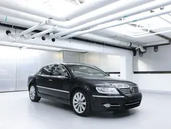 Schwarz Gebraucht 2010 VW Phaeton Limousine | 14.900 €