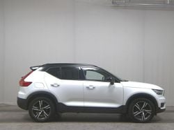 Weiss Gebraucht 2020 Volvo XC40 R-Design SUV | 20.980 € (Fairer Preis)