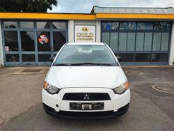 Weiß Gebraucht 2010 Mitsubishi Colt Edition Van / Kleinbus | 1.490 €