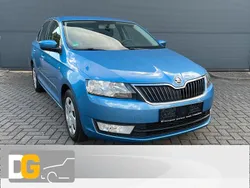 Blau Gebraucht 2012 Skoda Rapid Limousine | 5.999 € (Fairer Preis)
