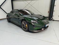 Grün Gebraucht 2024 Porsche Taycan Turbo S Limousine | 224.889 €
