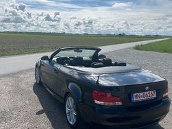 Schwarz Gebraucht 2009 BMW 118 Cabriolet Sport Line Cabrio | 8.999 € (Etwas zu teuer)