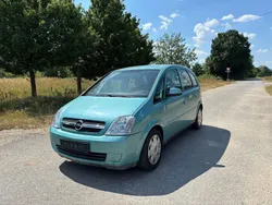 Silber Gebraucht 2005 Opel Meriva Edition Van / Kleinbus | 2.490 € (Fairer Preis)