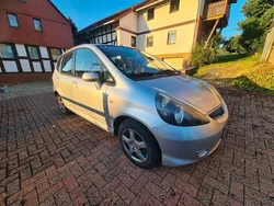 Grau Gebraucht 2008 Honda Jazz LS Kleinwagen | 1.500 € (Guter Preis)