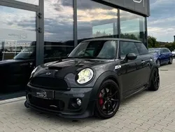 Grau Gebraucht 2011 Mini John Cooper Works Kleinwagen | 15.500 €