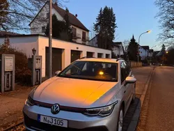 Silber Gebraucht 2021 VW Golf VIII Life Kombi | 18.500 € (Superpreis)