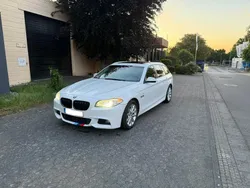 Weiß Gebraucht 2011 BMW 530 Kombi | 8.888 €