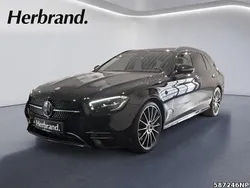 Unilack schwarz Gebraucht 2022 Mercedes E300 AMG Kombi | 36.990 € (Fairer Preis)