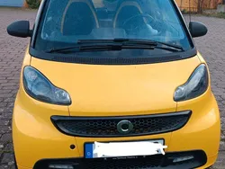 Gelb Gebraucht 2013 Smart ForTwo Coupé Coupé | 7.800 € (Etwas zu teuer)