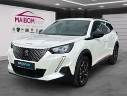 Perlmutt weiß Gebraucht 2023 Peugeot e-2008 Allure SUV | 25.990 € (Teuer)