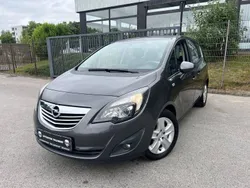 Grau Gebraucht 2011 Opel Meriva Innovation Van / Kleinbus | 4.950 € (Fairer Preis)