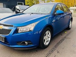 Blau Gebraucht 2011 Chevrolet Cruze Limousine | 5.999 € (Etwas zu teuer)