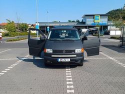 Schwarz Gebraucht 1997 VW T4 Van | 3.199 €