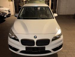 Weiß Gebraucht 2016 BMW 216 Gran Tourer Van / Kleinbus | 8.000 € (Guter Preis)