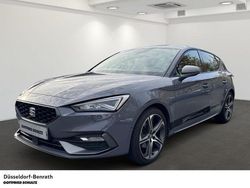 Grau Gebraucht 2024 Seat Leon FR Limousine | 28.980 € (Fairer Preis)