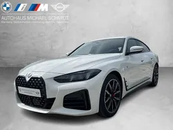 Alpinweiss iii Neu 2025 BMW 420 M Sport Coupé | 74.510 €