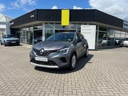 Grau Gebraucht 2023 Renault Captur Equilibre SUV | 18.799 € (Fairer Preis)