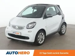 Weiß Gebraucht 2016 Smart ForTwo Cabrio Passion Cabrio | 12.590 € (Fairer Preis)
