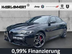Nero vulcano, metallic) (schwarz Gebraucht 2023 Alfa Romeo Giulia Competizione Limousine | 42.490 € (Teuer)